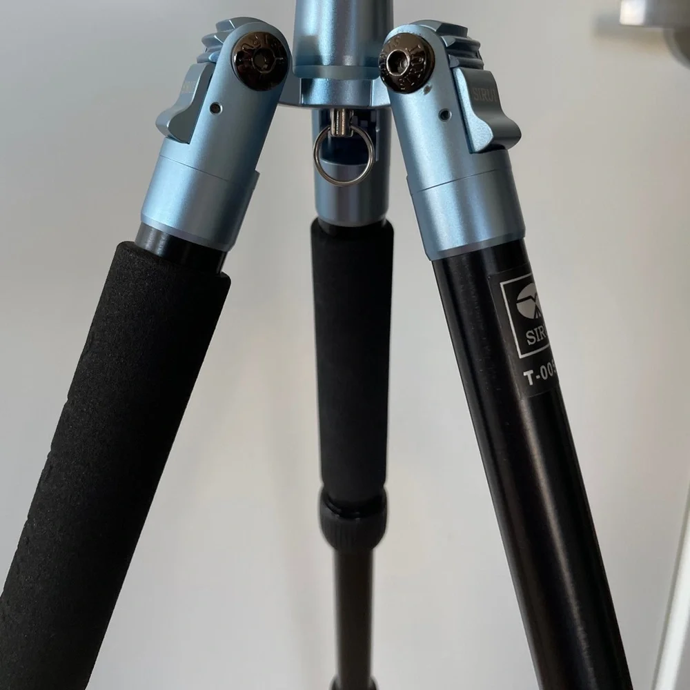 Sirui T-005BX Ultralight Travel Tripod with C-10S Ball-Head